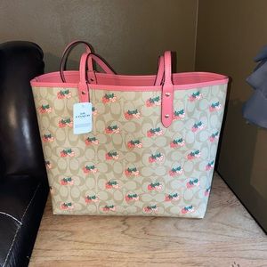 Coach tote